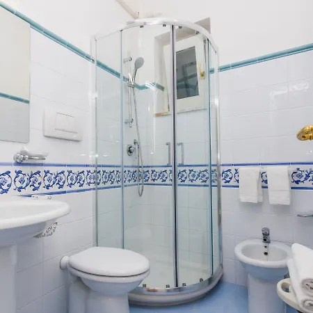 Vendégház La Piazzetta 4*