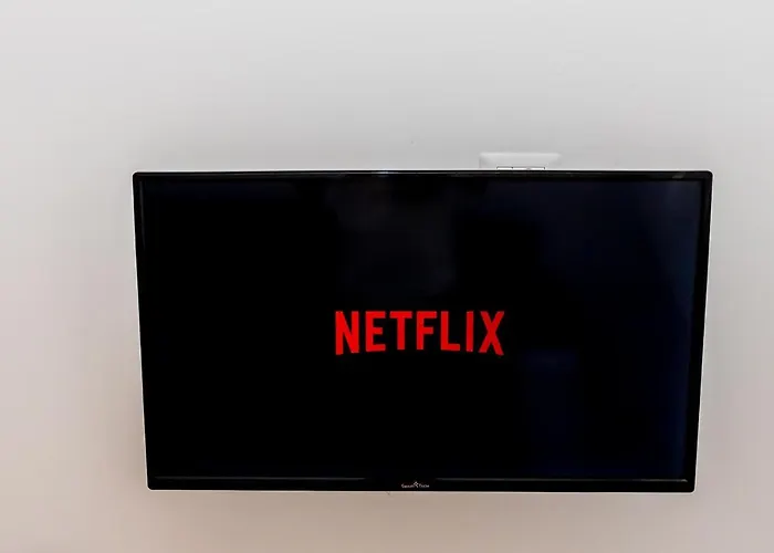 Konukevi La Piazzetta 4*