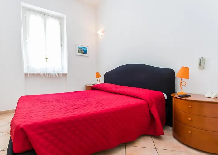 La Piazzetta Konukevi 4*