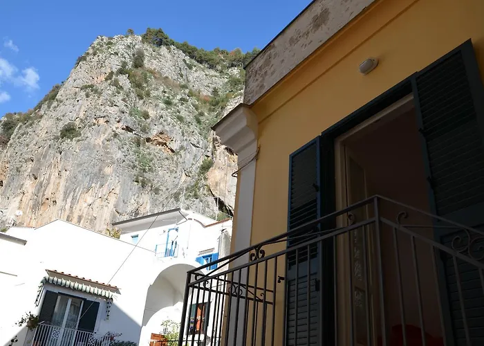 La Piazzetta Konukevi