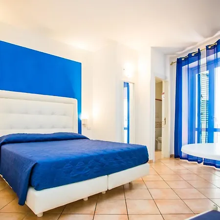 La Piazzetta Casa de hóspedes 2*